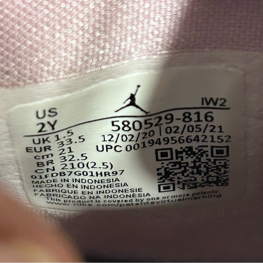 Jordan Sneakers with Pink and Yellow Highlights / Pre-Owned, Clean- No Box - Picture 10 of 10